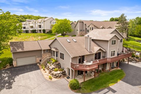 Photo of N2783 Summerville Park Road, Lodi, WI 53555 (MLS # 1997976)