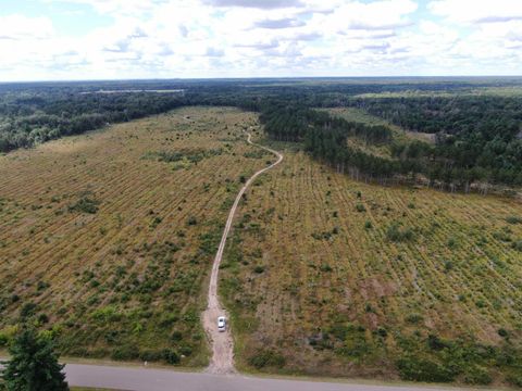 Photo of 80 AC 13th Ave S Acres, Arkdale, WI 54613 (MLS # 2009945)