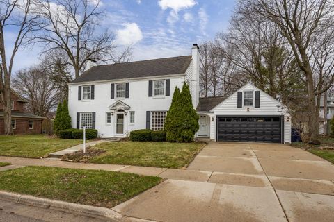 Photo of 22 S Garfield Avenue, Janesville, WI 53545 (MLS # 2019370)