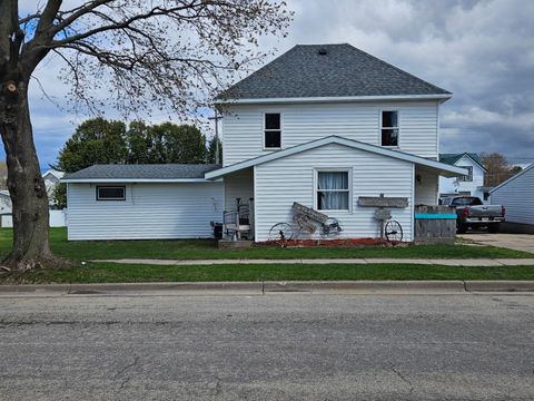 Photo of 555 Jefferson Street, Fennimore, WI 53809 (MLS # 2014090)