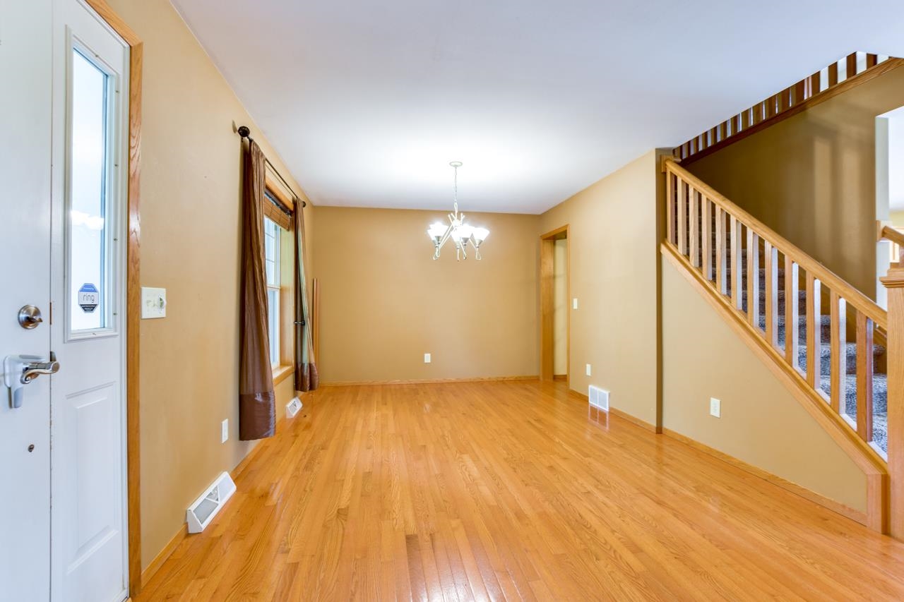 918 Eagle Crest Drive