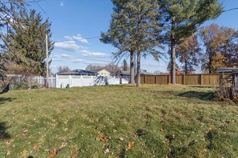 Tiny photo for 242 W Burbank Avenue, Janesville, WI 53546 (MLS # 2012421)