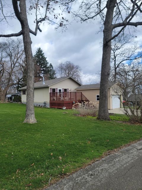 Photo of 98 Lakeview Avenue, Edgerton, WI 53534 (MLS # 2019520)