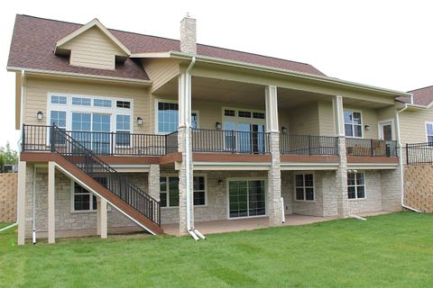 Photo of 1306 Moll Drive, Waunakee, WI 53597 (MLS # 2013433)