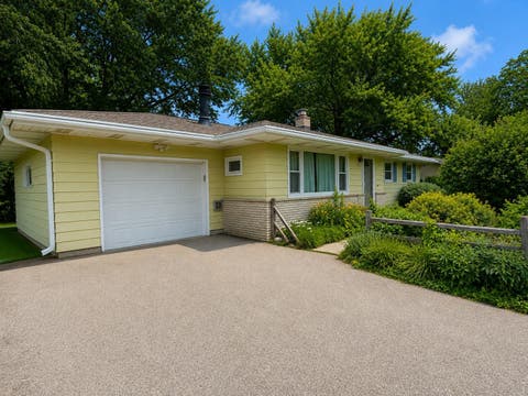 Photo of 6504 Schneider Place, McFarland, WI 53558 (MLS # 2029959)
