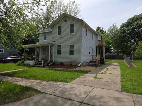 Photo of 515 N Pearl Street, Janesville, WI 53548 (MLS # 2023631)