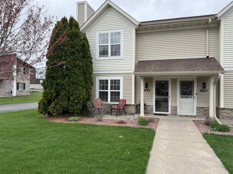 Photo of 2825 Holiday Drive, Janesville, WI 53545 (MLS # 2020572)