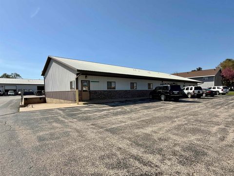 Photo of 2820-2834 S Bartells Drive, Beloit, WI 53511 (MLS # 2015331)