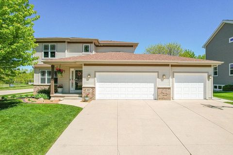 Photo of 897 Sumac Street, Oregon, WI 53575 (MLS # 2023117)