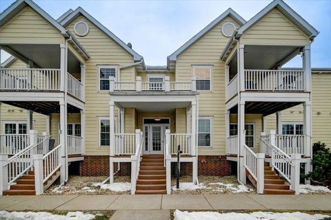 Photo of 3027 Providence Street 4 #4, Sun Prairie, WI 53590 (MLS # 2013845)