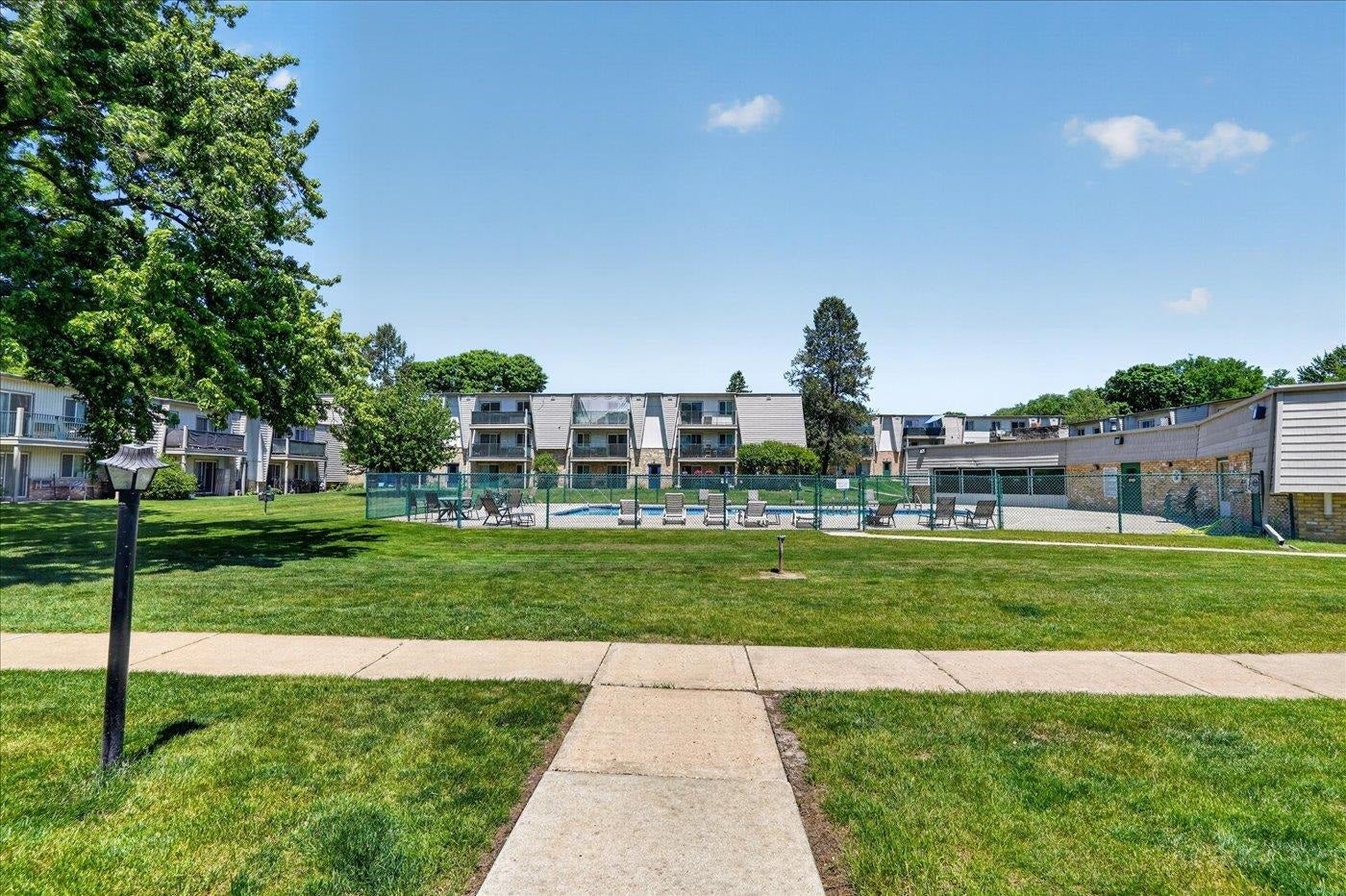 4320 Melody Lane 3