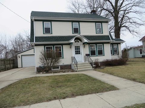 Photo of 108 N Pearl Street, Janesville, WI 53548 (MLS # 2018470)