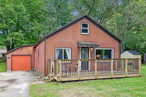 Photo of 608 Jenny Wren Pass, Pardeeville, WI 53954 (MLS # 2033271)