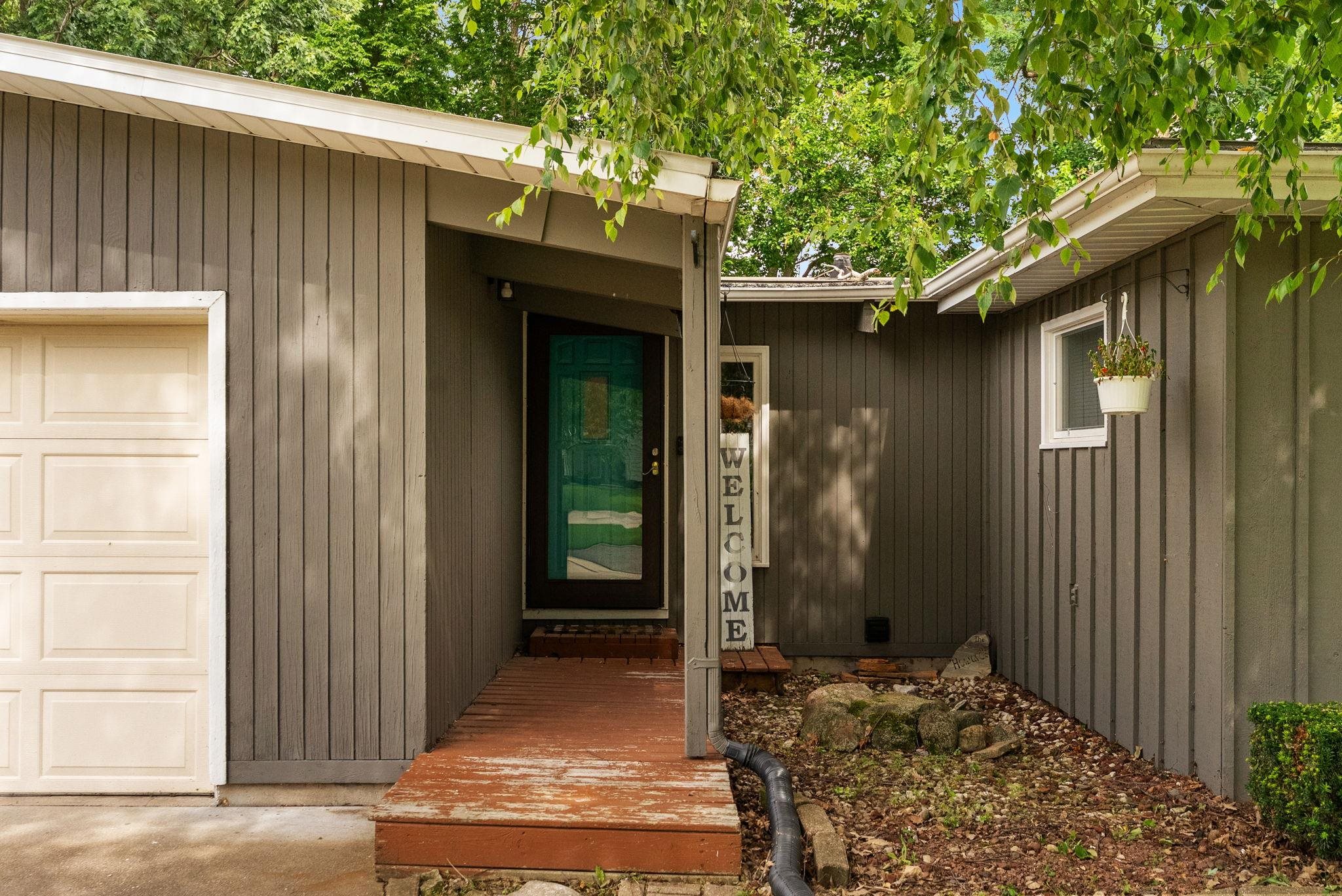 618 N Willard Avenue