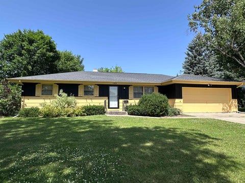 Photo of 1109 Ontario Drive, Janesville, WI 53545 (MLS # 2027457)