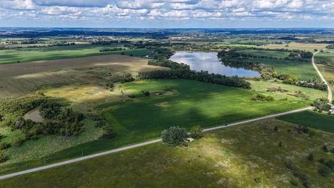 +/-236 Ac Old Stone Road Stoughton WI 53575