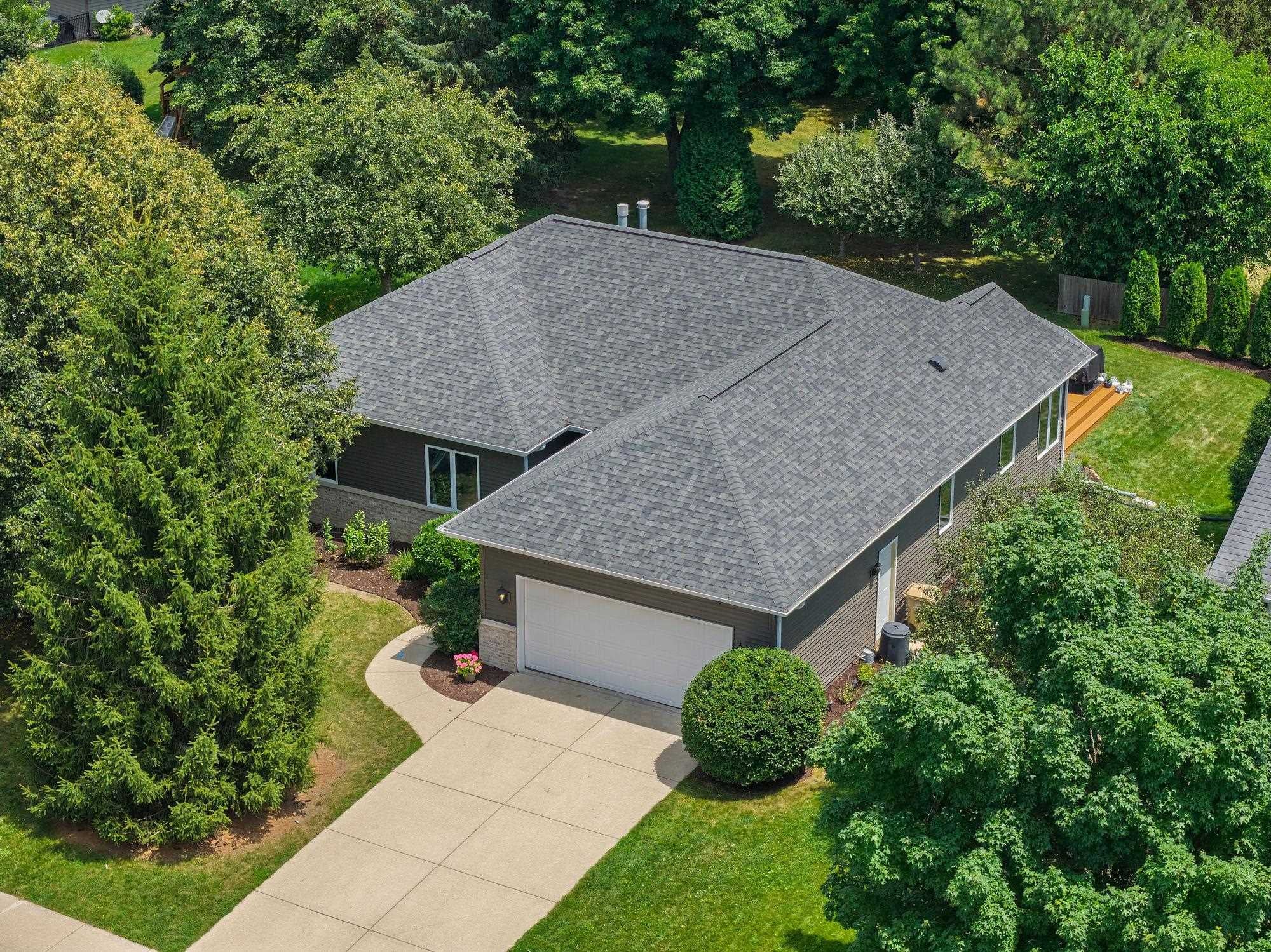 7106 Countrywood Lane