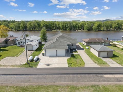 Photo of 1312 Jack Oak Road, Cassville, WI 53806 (MLS # 2022642)