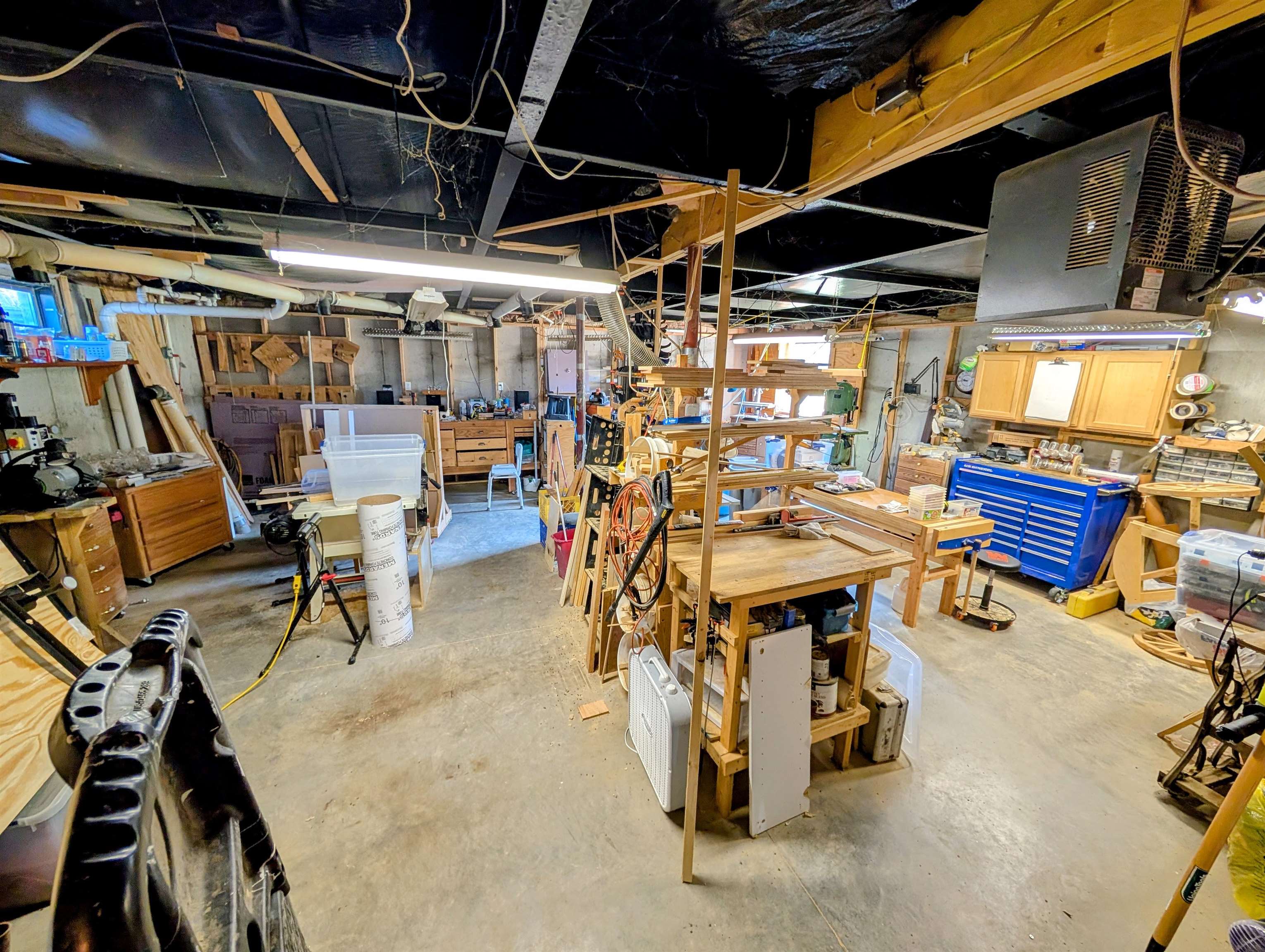 Lyndon Station, Wisconsin 53944, United States, 3 Bedrooms Bedrooms, ,2 BathroomsBathrooms,Residential,Active,212107