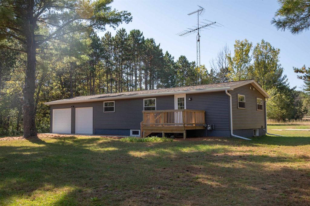 Photo for N7011 County Rd E, Westfield, WI 53964 (MLS # 2010058)