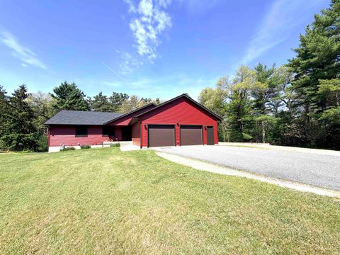 Photo of 18068 Fireworks Avenue, Tomah, WI 54660 (MLS # 2024023)