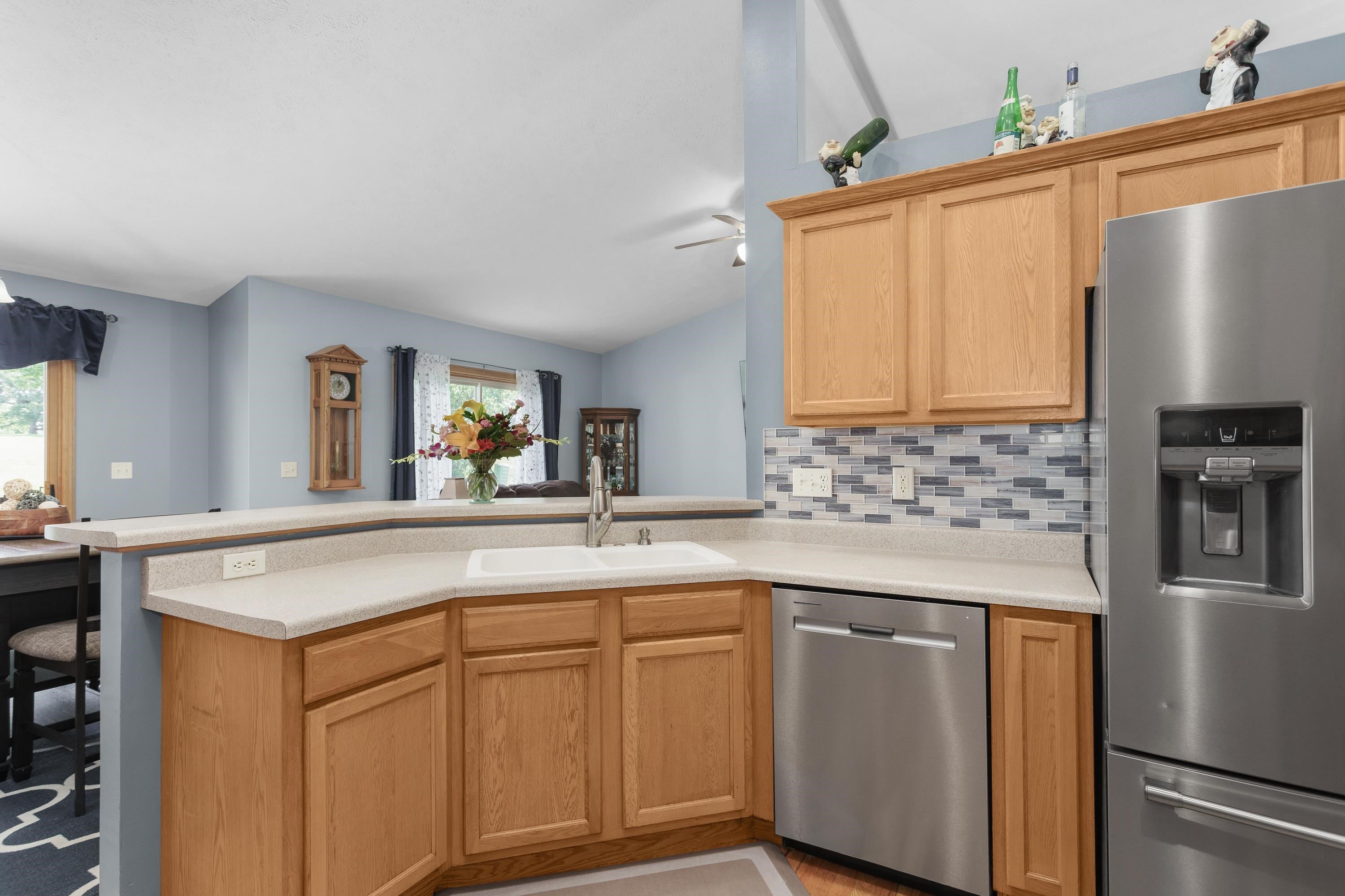 4562 Parkwood Drive