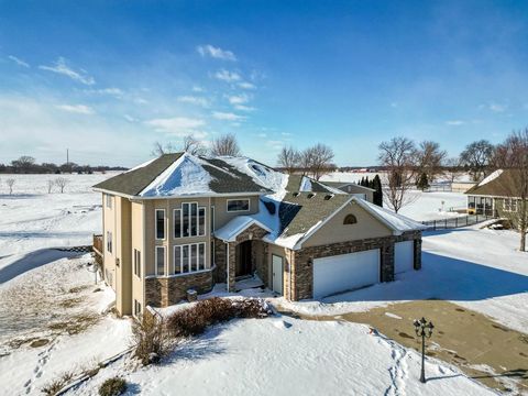 Photo of 3705 N Harvest View Drive, Janesville, WI 53548 (MLS # 2015169)