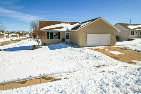 Photo of 327 Nicholas Street, Tomah, WI 54660 (MLS # 2017236)