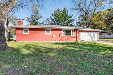 Photo of 10650 N Oakway Lane, Edgerton, WI 53534 (MLS # 2035109)