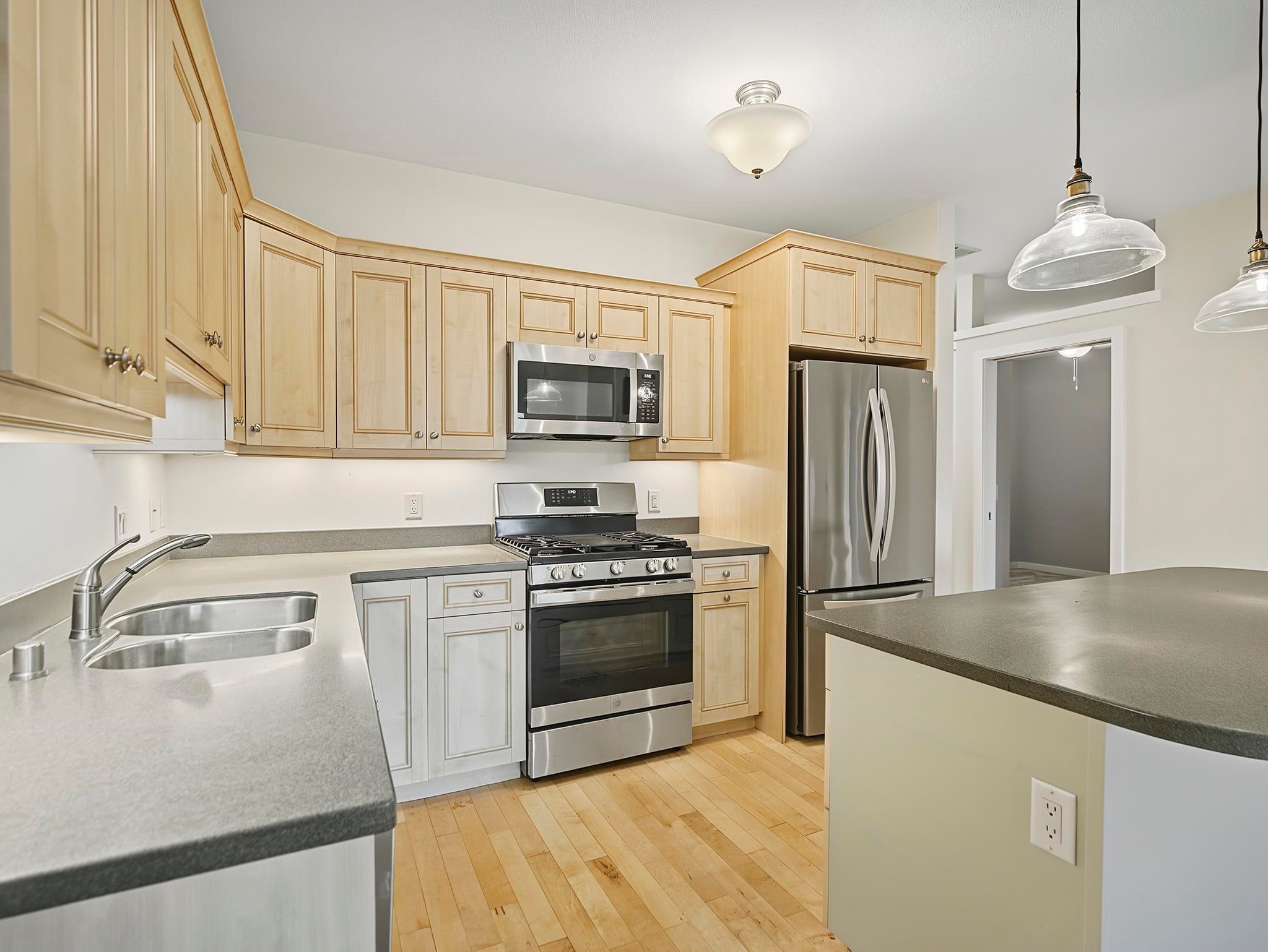 555 S Midvale Boulevard 321