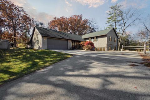 3121 N County Road E, Janesville, WI 53548 - #: 1991136