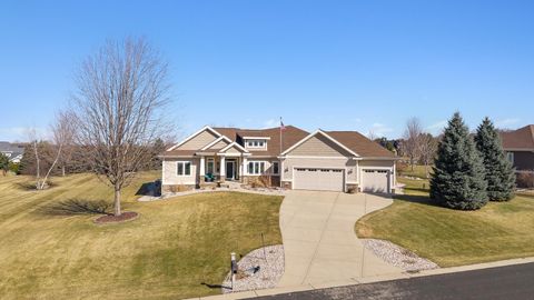 Photo of 3122 Saddle Brooke Trail, Sun Prairie, WI 53590 (MLS # 2018509)