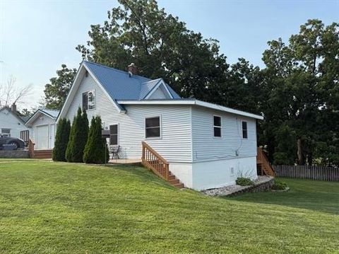 Photo of 300 W Main Street, Montfort, WI 53569 (MLS # 2013701)