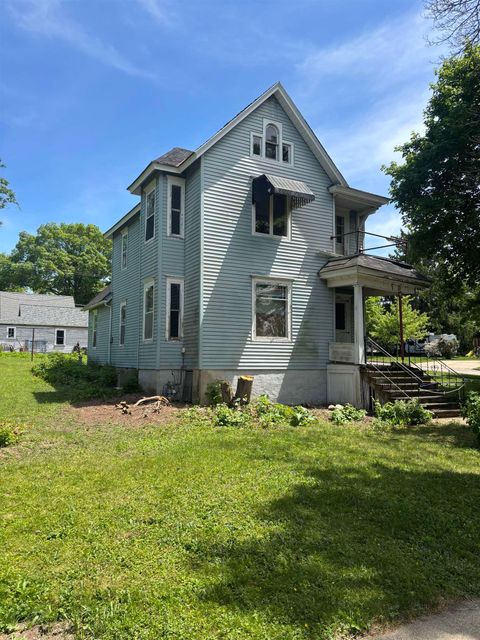 Photo of 221 S 4th Street, Mount Horeb, WI 53572 (MLS # 2024570)
