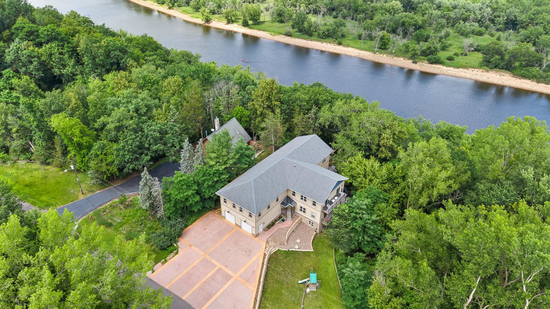 1000 Hillside Drive