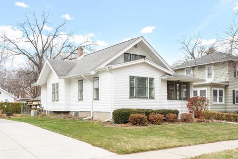 Photo of 515 N Pine Street, Janesville, WI 53548 (MLS # 2012626)