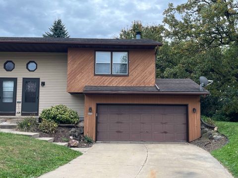 Photo of 2652 Osmundsen Road 2652 #2652, Fitchburg, WI 53711 (MLS # 2022499)
