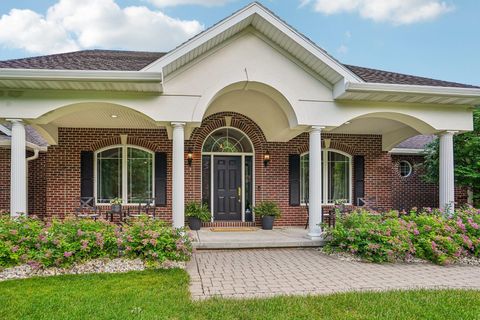 Photo of 8801 Fairway Oaks Drive, Verona, WI 53593 (MLS # 2026112)