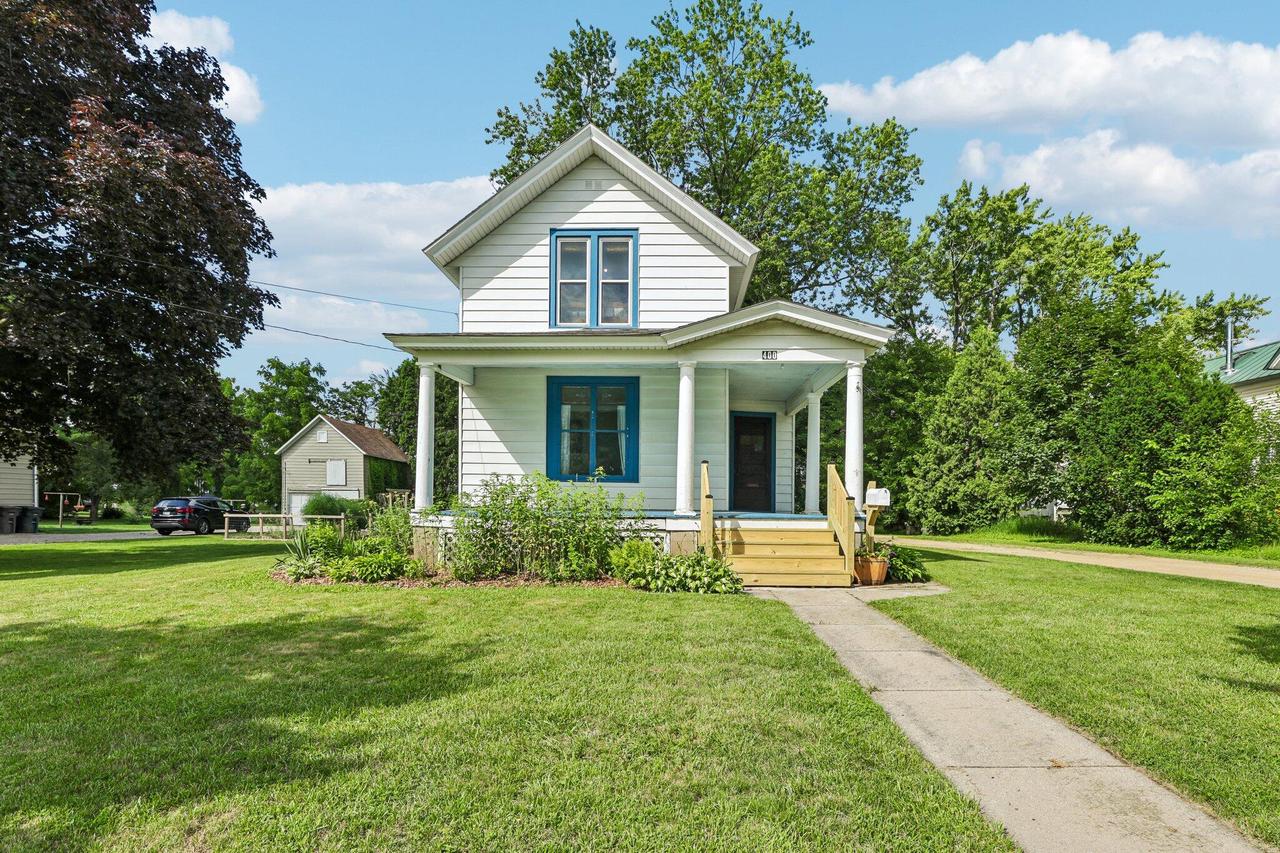 Photo 1 of 33 — 400 E Washington Street, Lake Mills, WI 53551