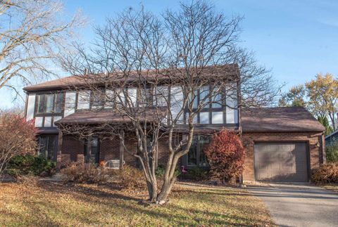 Photo of 5318-5320 Manitowoc Parkway, Madison, WI 53705 (MLS # 2023491)
