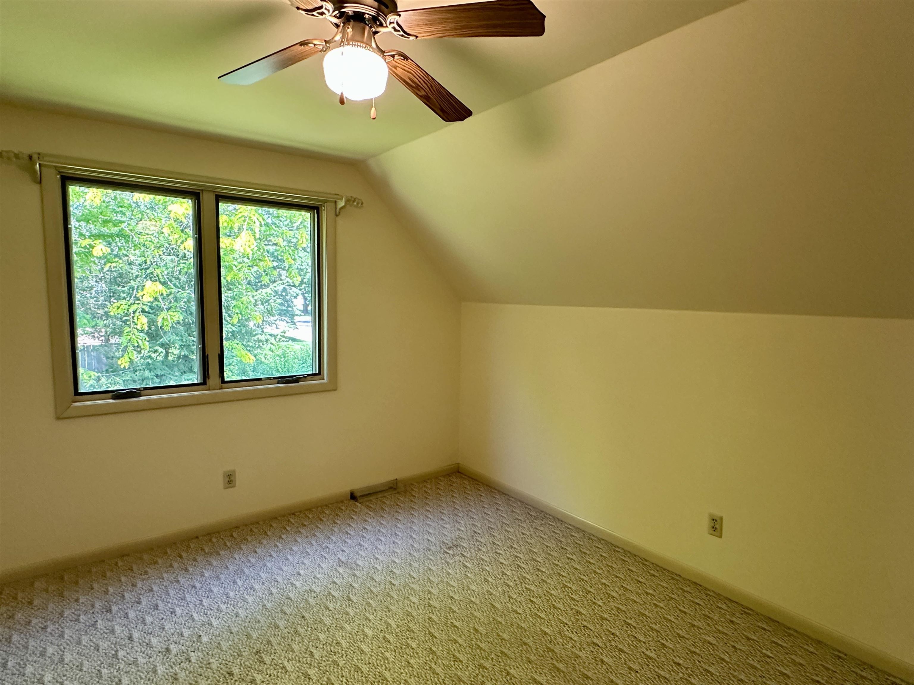 Stoughton, Wisconsin 53589, United States, 4 Bedrooms Bedrooms, ,2 BathroomsBathrooms,Residential,Active,154006