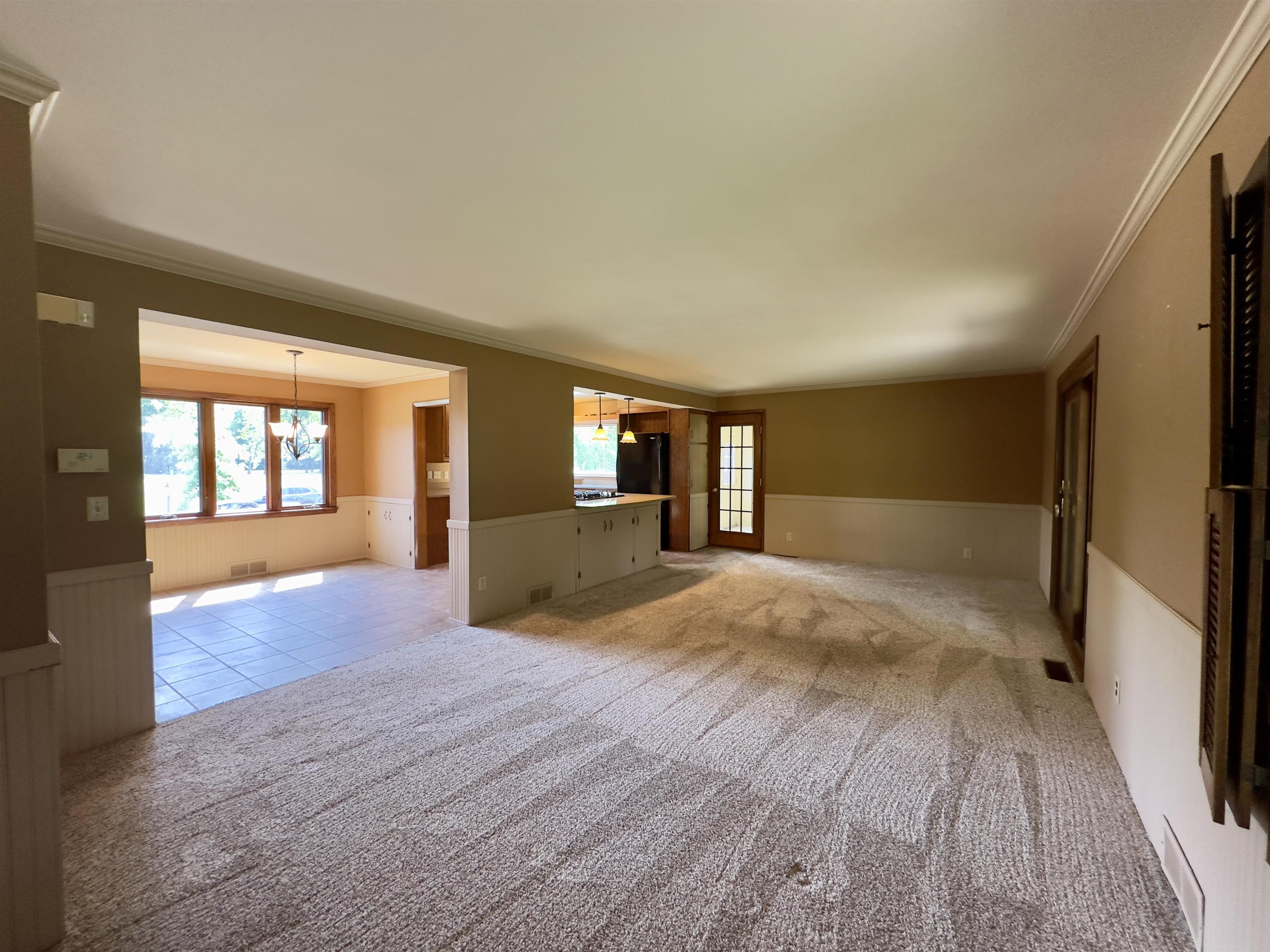 Stoughton, Wisconsin 53589, United States, 4 Bedrooms Bedrooms, ,2 BathroomsBathrooms,Residential,Active,154006