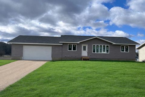 Photo of 62135 Sugar Loaf Trail, Prairie Du Chien, WI 53821 (MLS # 2018997)