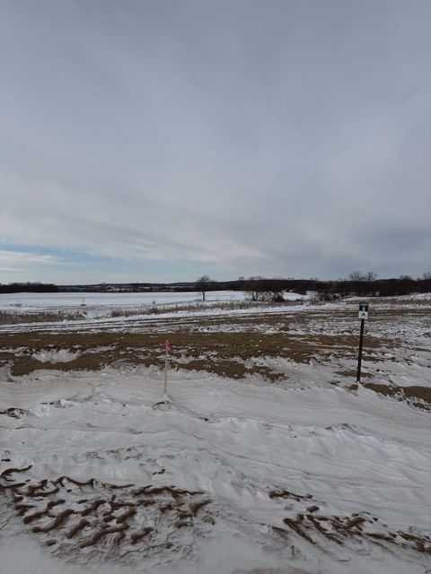 Photo of Lot 6 Frostwood Valley Condominium Association Avenue, Verona, WI 53593 (MLS # 2015174)