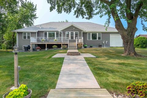 Tiny photo for 155 Washington Street, Winneconne, WI 54986 (MLS # 2006036)