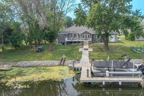Tiny photo for 155 Washington Street, Winneconne, WI 54986 (MLS # 2006036)