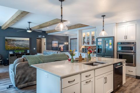 Tiny photo for 155 Washington Street, Winneconne, WI 54986 (MLS # 2006036)
