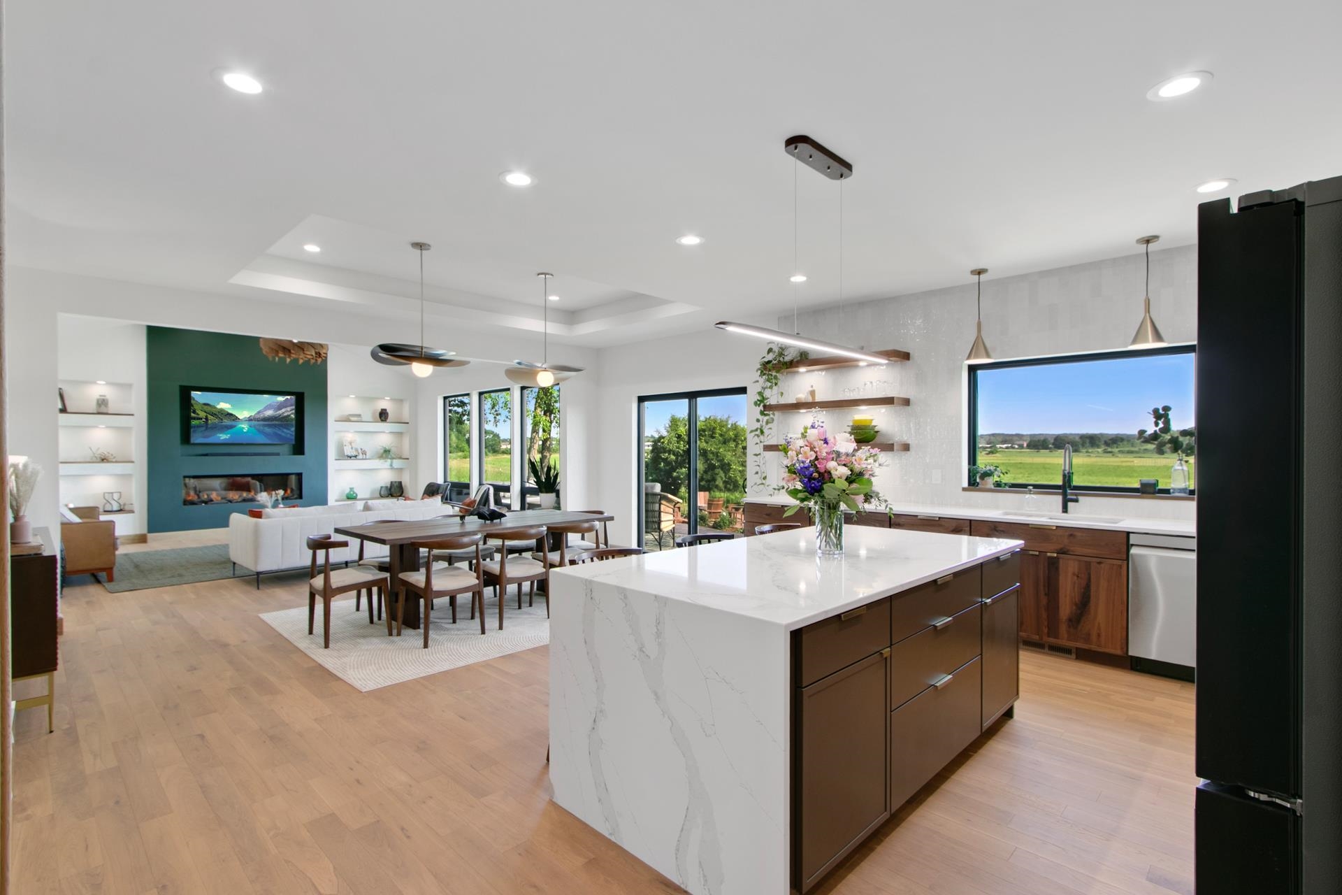 405 Prairie View Drive