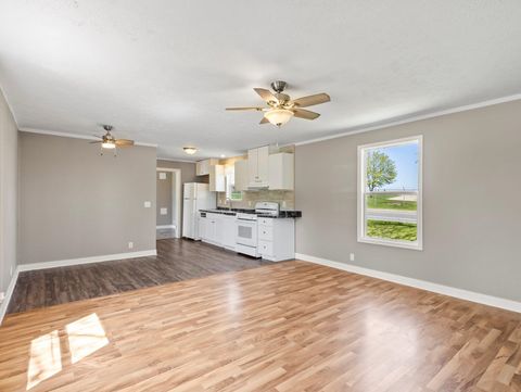10 Fairlane Court Madison WI 53713