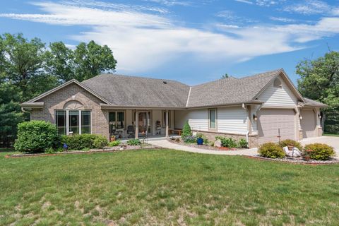 Photo of 875 Fawn Lane, Grand Marsh, WI 53936 (MLS # 2001647)